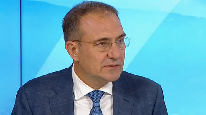 Считам, че в момента служебният кабинет преминава едни разумни граници,